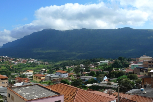 2-vista-da-serra-de-ouro-branco-a-partir-da-cidade-de-ouro-branco36C0D2CA-3BEF-92B0-4146-7DE84CB2DACB.jpg