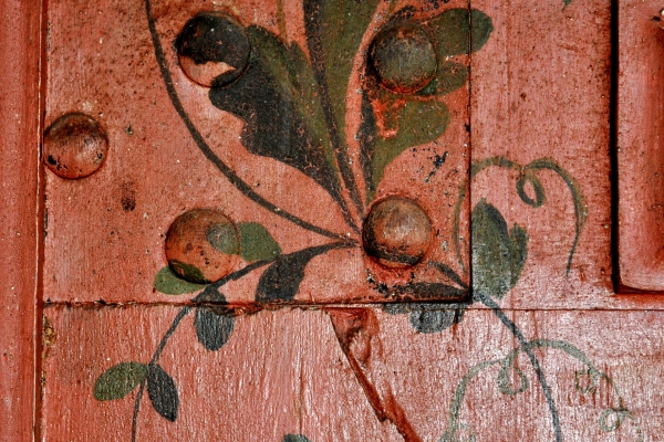 4a-detalhe-da-pintura-da-porta-da-capela-28A9023990-DCB5-6346-62C5-F42666473711.jpg