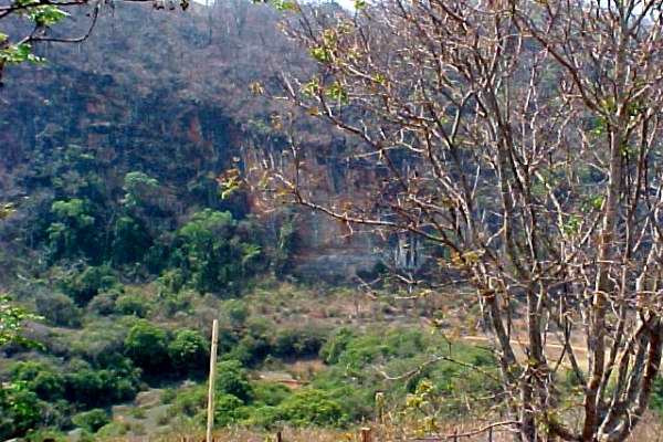 vista-geral-do-conjunto-arqueologico-e-paisagistico-de-pocoesD175D6A0-187D-BFA7-8F00-F553E7F119F8.jpg