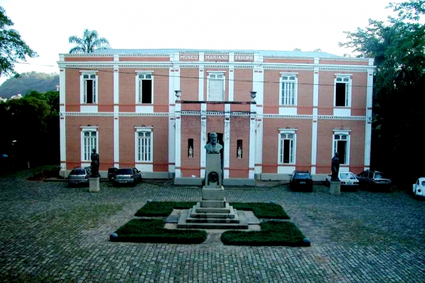 fachada-do-anexo-do-museu-mariano-procopiol90214EEB-2206-4CDA-B41C-2EBF8FDF1B2B.jpg