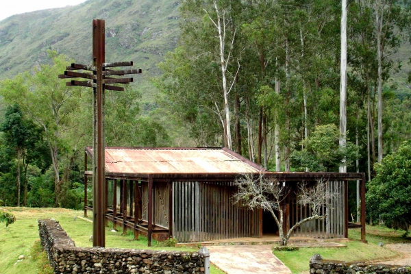 2a-capela-de-santana-fachada-principal84EB8453-021B-6665-2BCA-4956C285C898.jpg