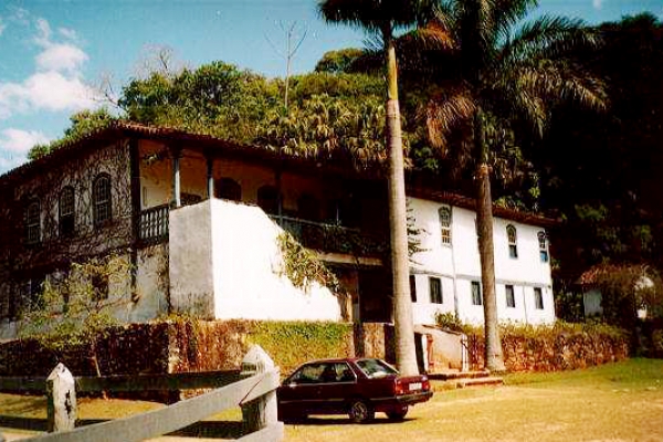 1-vista-da-fazenda-font-limpa93ACACEE-2D99-8CCC-FFAA-1D120EC52F2B.jpg