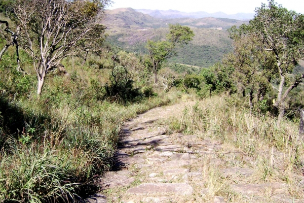 camihno-calcado-que-denomina-a-serra-236006A5A-9553-A8A9-EDA2-F32033A45258.jpg