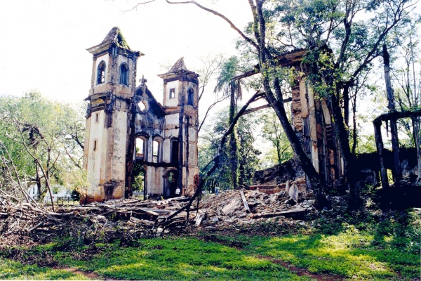 2-ruinas-da-fazenda-do-jaguara73190E20-39C6-A6EF-C2FA-CF31DACAAE0C.jpg
