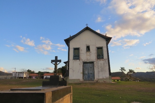 matriz-de-sao-francisco-foto-site-prefeitura98964C32-0CC2-88E2-4A71-D7DD9C823C89.jpg