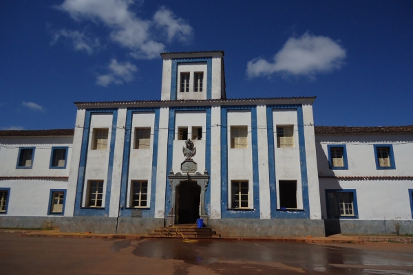 fachada11C25C68-FDC7-835B-EA93-D11520E60E0D.jpg