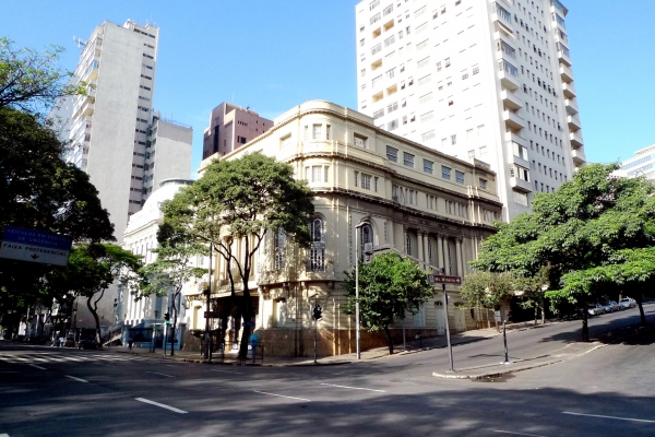 fachada-principal6D5CE133-87F1-8871-4A1E-6CDC48998983.jpg