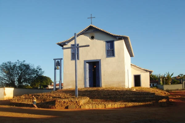 fachada-principal-10B1F0BE6-BBA0-7907-CC04-9953AB1F2FE5.jpg
