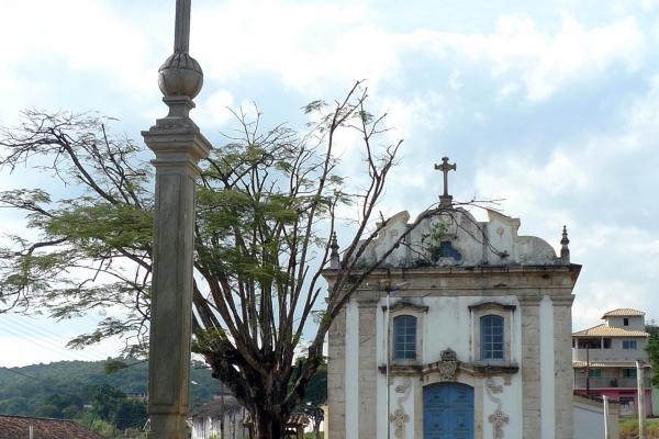 fachada-principal47F18E29-0A93-3147-87ED-9DB73D83462C.jpg