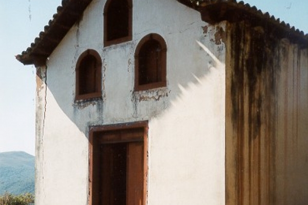 fachada-principalB61F533C-151C-E0A0-DDE0-9EC45661A4BF.jpg