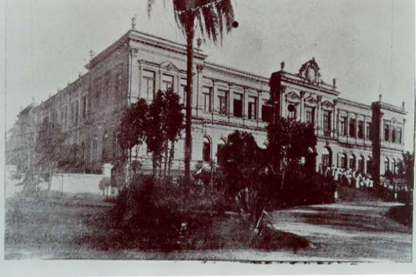 instituto-de-educacao-1906AA64DFD2-90A7-7995-337A-10C2C19878FF.jpg