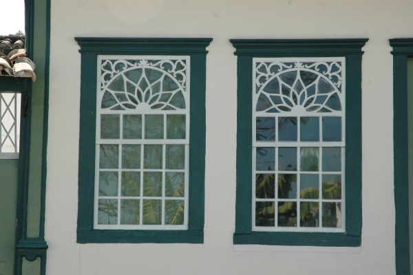 detalhe-das-janelas-casa-da-rua-direita1B98E14B-B233-44F9-84FB-86C532B63261.jpg