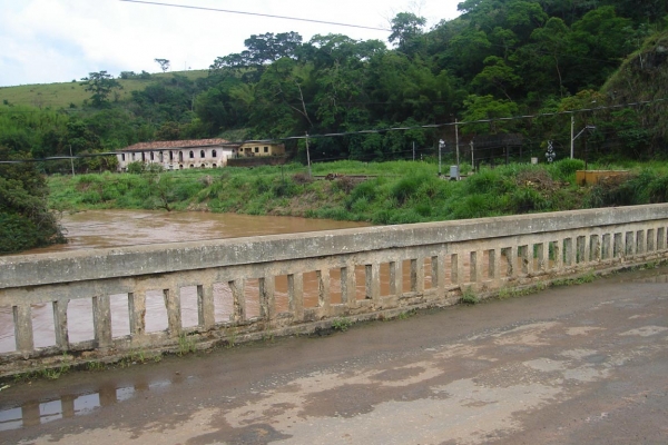 vista-panoramica-do-casarao-do-registro-paraibuna66022B79-C373-D718-149A-A4D645120C57.jpg
