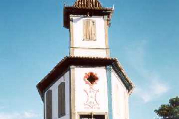 4-fachada-principal-imns-aparecidaFA7A3432-DFF1-EBE2-9B3B-388790E6E850.jpg