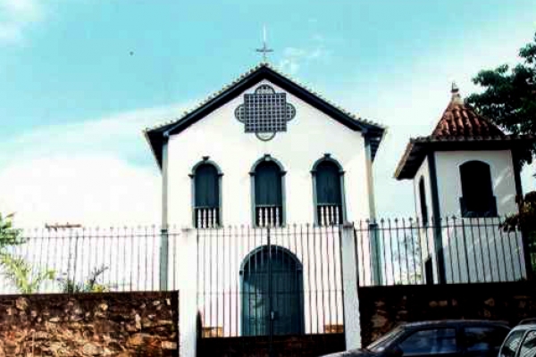 fachada-da-capela-da-confraria-do-cordao-de-sao-francisco594AD7DA-6ADA-8874-9FFA-A00FE2783FF9.jpg