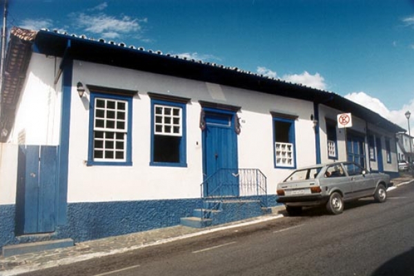 casa-rua-direita-28F37B23F-EE54-953D-222E-A948FD88CAFA.jpg