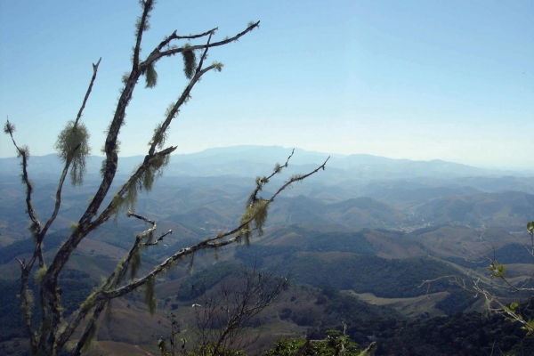2-vista-da-serra-de-ibitioca56FA535B-B7A2-7A69-11CC-E8E6DAD60AE9.jpg