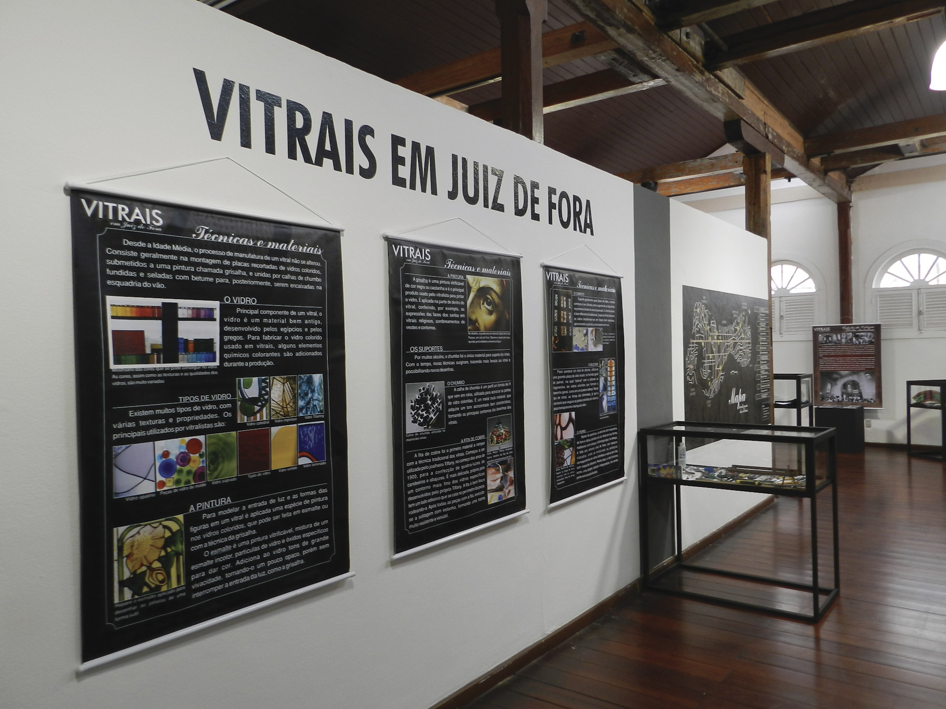 Exposição Vitrais em Juiz de Fora - Divisão de Patrimônio Cultural FUNALFA